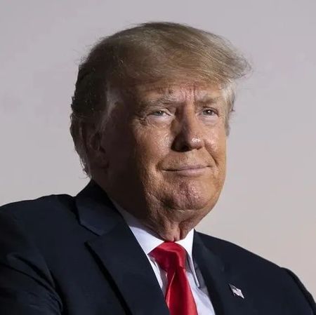 特朗普要中国赔偿60万亿美元，外交部回应