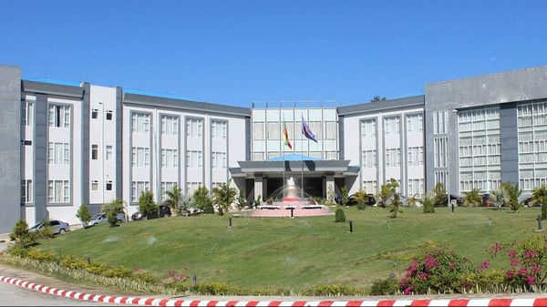 缅甸外交部就在缅美国公民违反防疫规定表示抗议