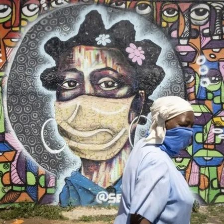 奥密克戎感染率与死亡率“脱钩”，欧美群体免疫后，中国如何应对？