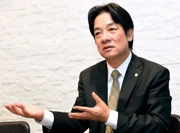 民进党当局正穿着一双被诅咒的红舞鞋！