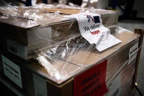 美媒：不够赚钱，这种新冠疫苗停产了