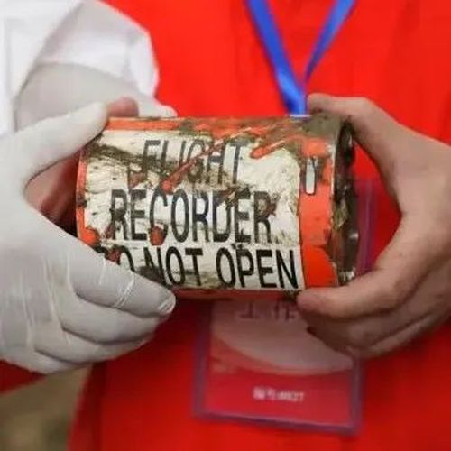 第二个黑匣子怎么找到的？现场视频还原过程→