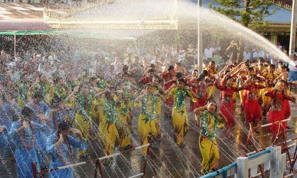 泼水节期间仰光省部分镇区将分时间段供水