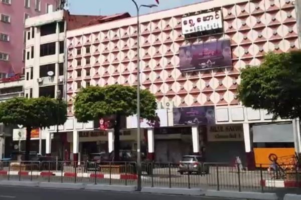 缅甸时隔两年后重新开放电影院