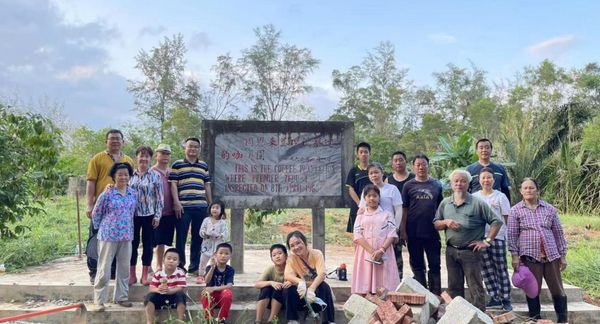 守护圣地的人们 (卓叶)