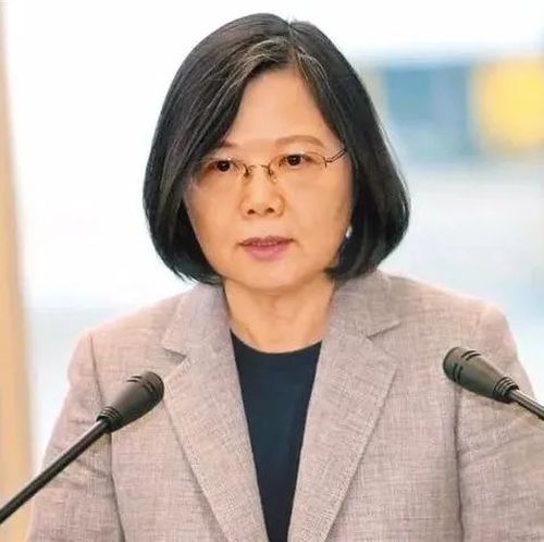 李显龙的表态，蔡当局懂吗？