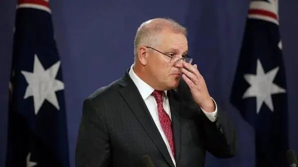 莫里森还在“最后挣扎”！果然又扯上中国