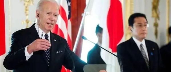 明暗“两只手”，正伸向中国