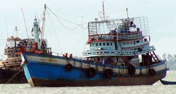 虽提前一个月开放捕鱼，但部分捕鱼船因燃油涨价无法出海