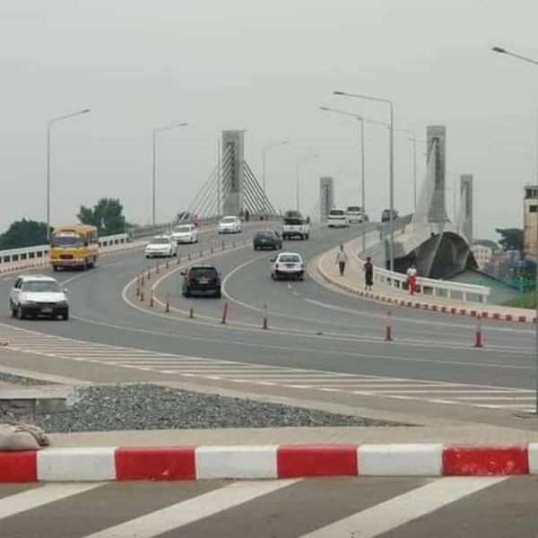 仰光省达给大和道榜镇区连续发生爆炸