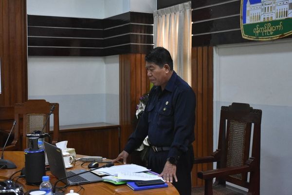 仰光市长称将在公园和高级住宅区内建设电动汽车充电桩