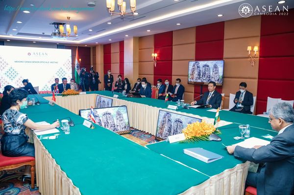 缅甸驻柬埔寨大使出席东盟高级官员会
