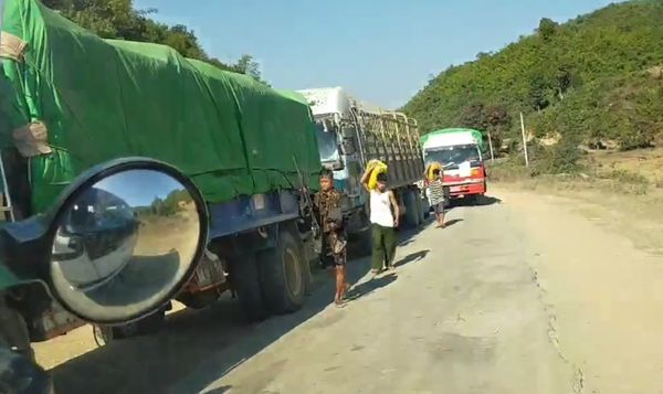 由于军方加强检查致若开邦物价上涨