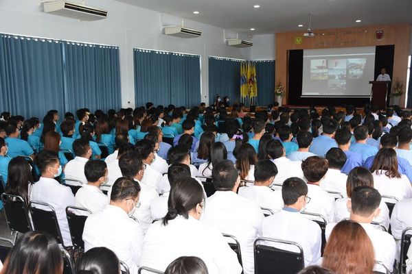 缅甸空缺300多名医生职位