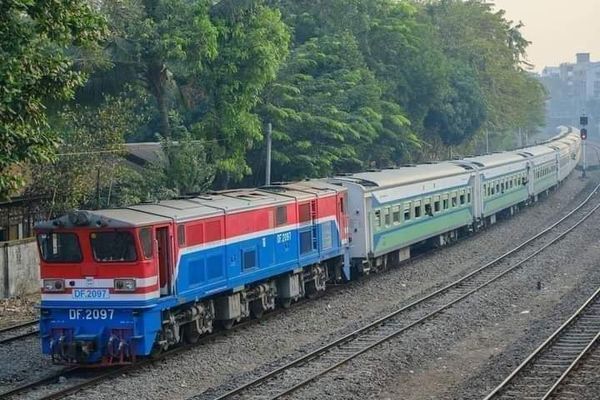 仰光-曼德勒特快列车新设餐车项目进行招标