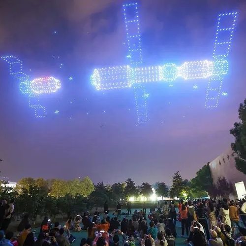 “不再居次要位置”，中国与美俄并肩