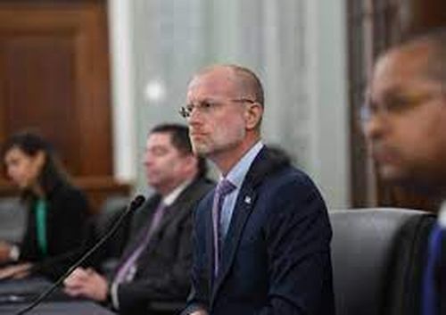 无理打压！美国禁止华为中兴等5家中企在美销售设备