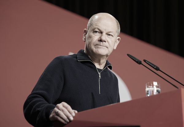 朔尔茨：这不是孤立中国的理由