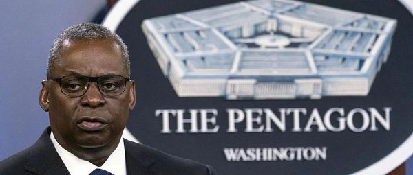 美海军与国防部闹僵了……