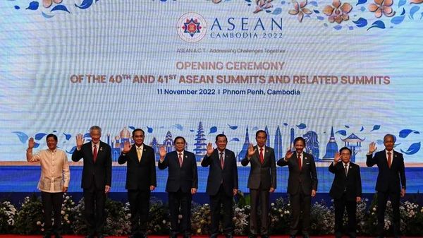 印尼专家提醒，美北约想肢解东盟，只有中俄能制止美国的专横