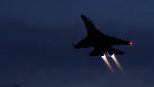 “解放军军机‘史无前例’迫近”！