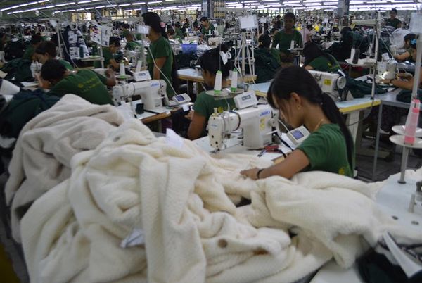 本财政年度9个月缅甸向国外出口了工业成品80多亿美元