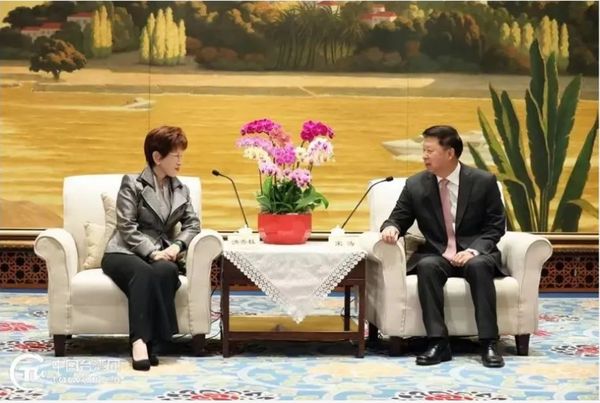 宋涛会见中国国民党前主席洪秀柱