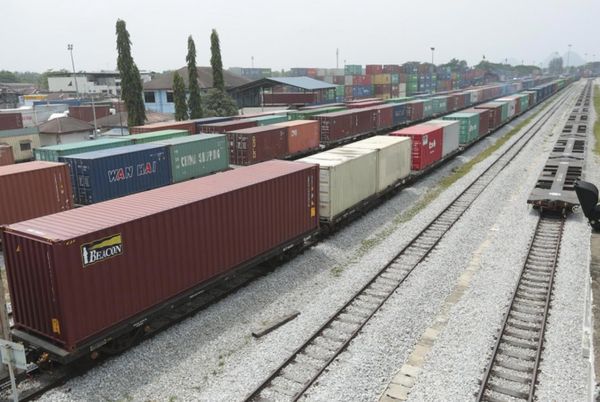 马来西亚国家对外贸易顺差巨大向中国出口原油创最高记录