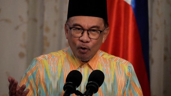 马来西亚总理期盼寻找解决缅甸问题的新途径