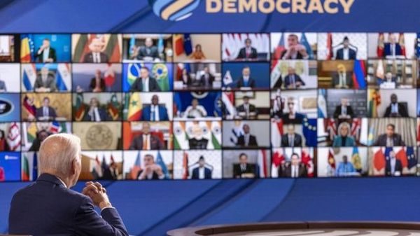 美国召开“民主峰会”，美媒：中俄在建世界新秩序，没有美国的位置！