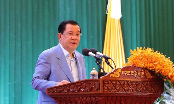 “洪森再次感谢中国”