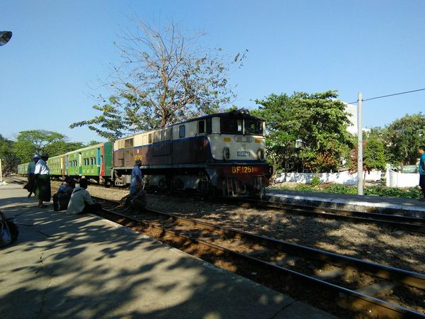 仰光环城列车将在泼水节期间停运