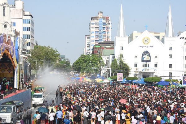 缅甸泼水节为什么与缅甸新年连在一起？