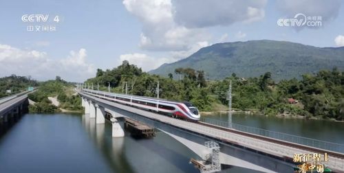 “一带一路”倡议：构建人类命运共同体的重要实践平台