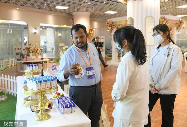 “我们选择中国”