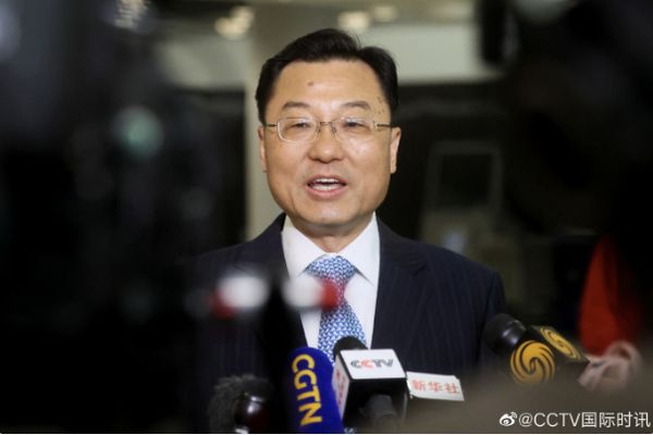 抵美首日，两次讲话！