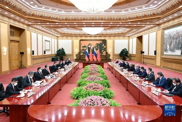 中俄合作更宽阔，美西方眼界够不着