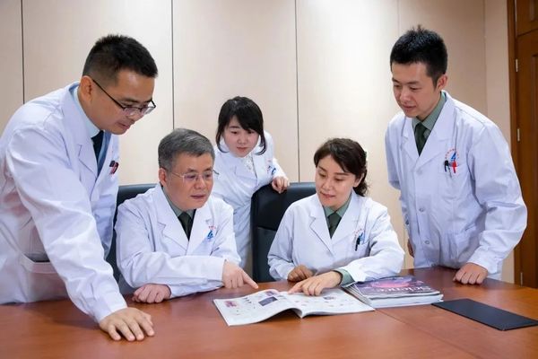 重大突破！我国科学家发现“有形”生物钟及其节律调控机制！