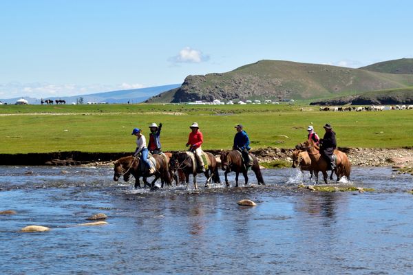 蒙古国家今年头5个月已接待了国外游客21万多人