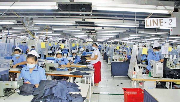 本财政年度4个月缅甸已向国外出口CMP成衣产品10亿多美元