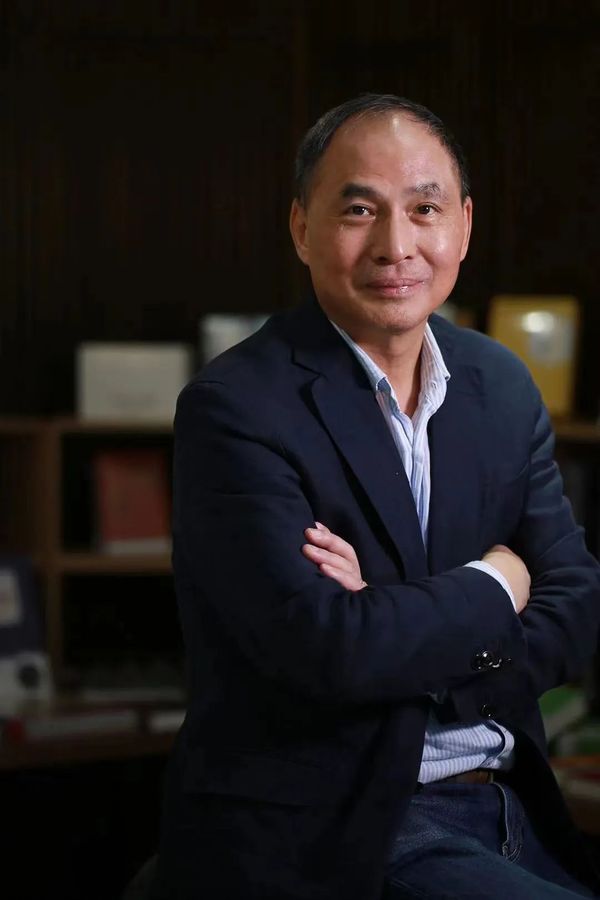 郑永年接受《环球时报》专访：讲好中国故事，不能被西方牵着鼻子走