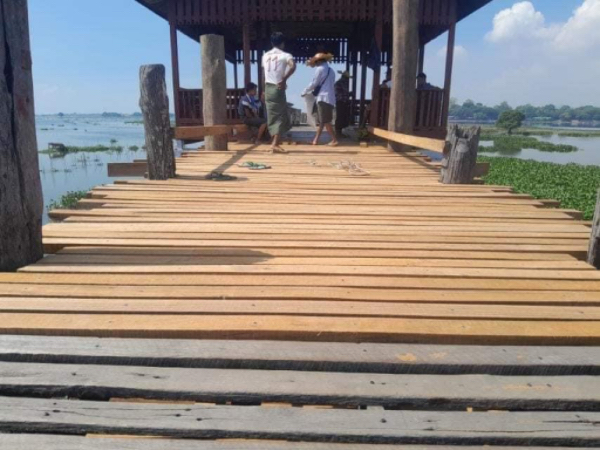 直粦卒节日期间倒塌的曼德勒省乌本桥3天就完成有关修复工作