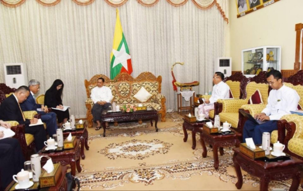 内政部长与中国大使在内比都会晤