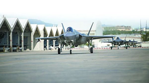 警惕！“美军向冲绳大举增派……”