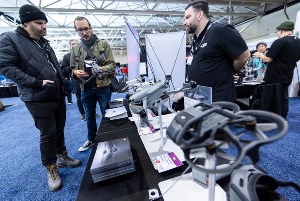 拜登签字：禁用中国无人机！