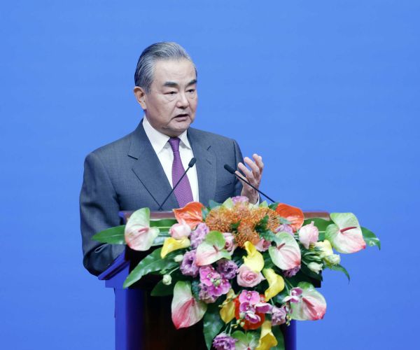 事关中美关系，王毅最新表态