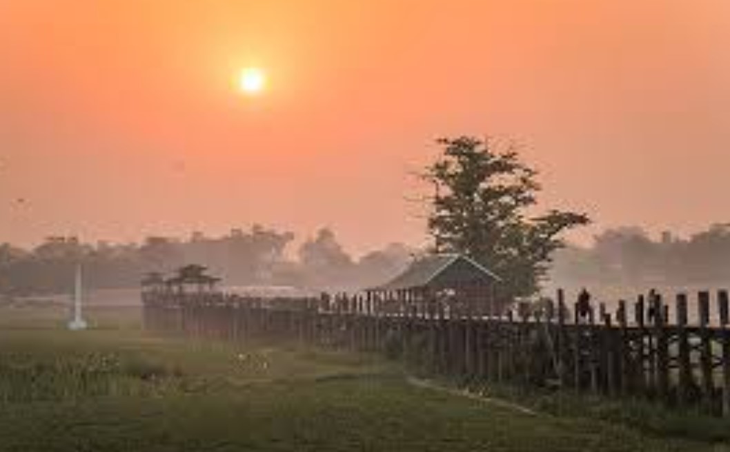 《我亲爱的故乡》（ 杨家典）