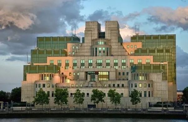 英国军情六处在中国栽了，英军都落魄成什么了，还逞什么强？