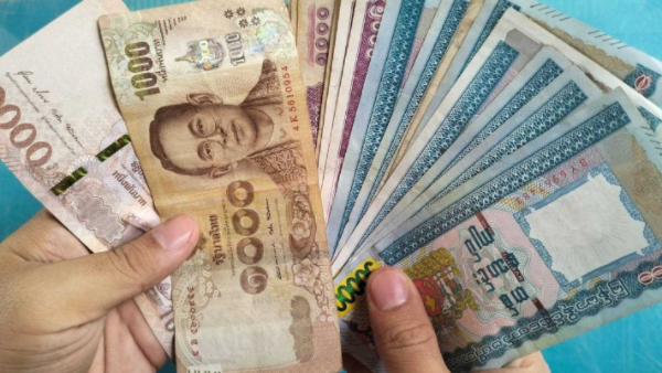 央行向外汇市场抛售5000万泰铢