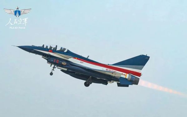 中国空军，飞赴沙特！